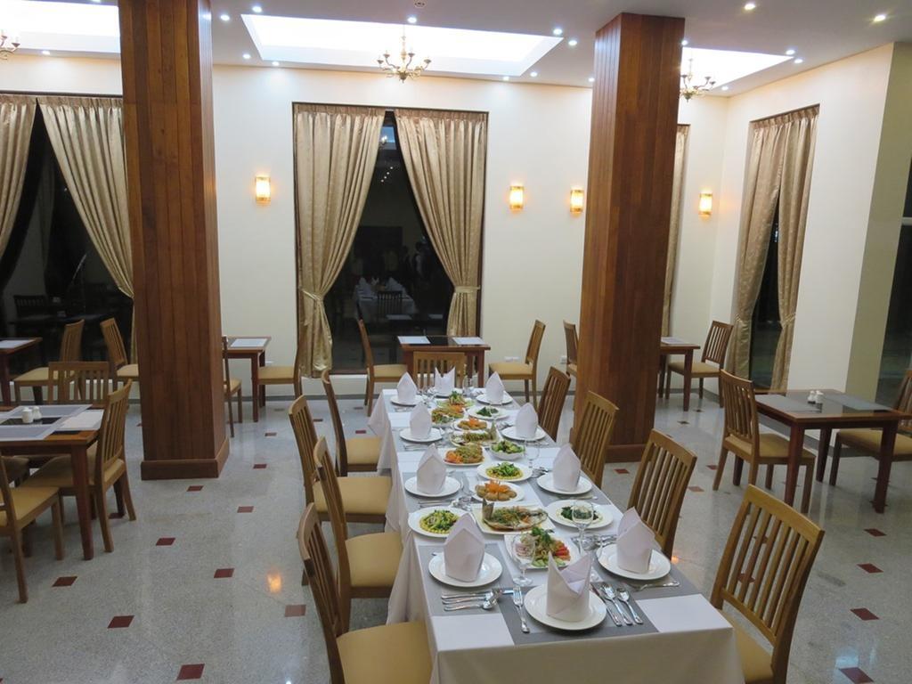Reno Hotel Янгон Екстер'єр фото